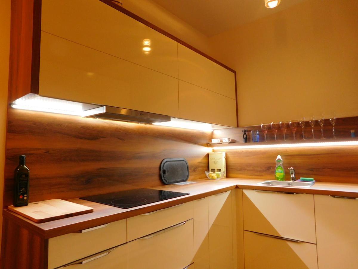 Panorama City - Spacious Apartment Near Eurovea Братислава Екстериор снимка